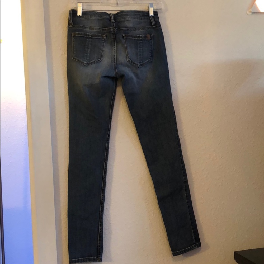 Blue jeans - Picture 3 of 5